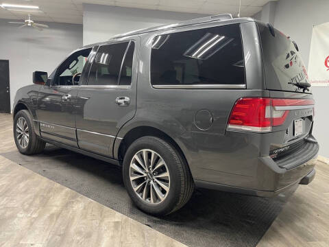 2016 Lincoln Navigator Select