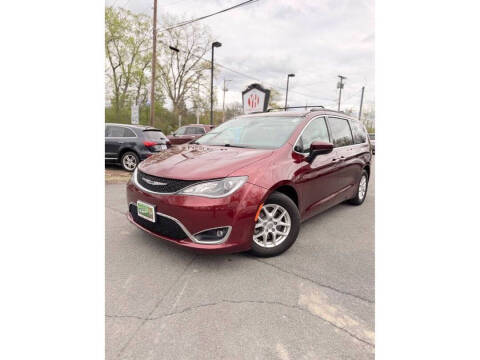 2017 Chrysler Pacifica Touring Plus