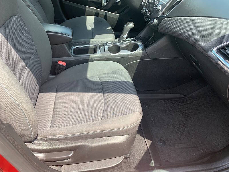 2017 Chevrolet Cruze LT Auto