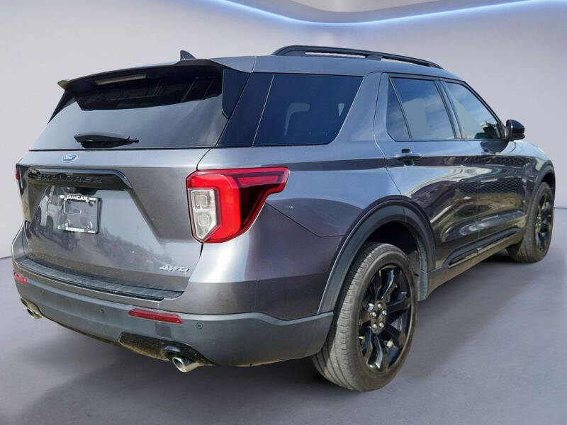2022 Ford Explorer ST-Line