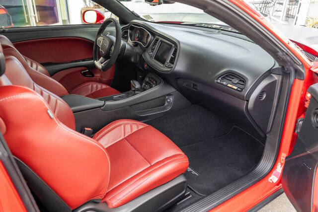 2023 Dodge Challenger 25