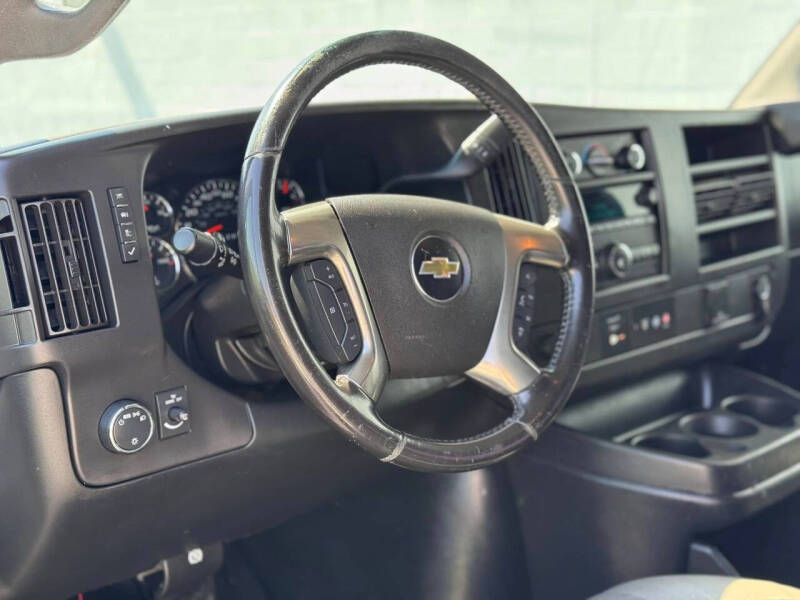 2019 Chevrolet Express 2500