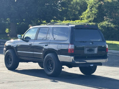 2000 Toyota 4Runner SR5