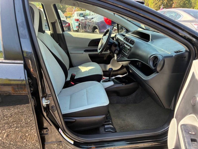 2014 Toyota Prius c