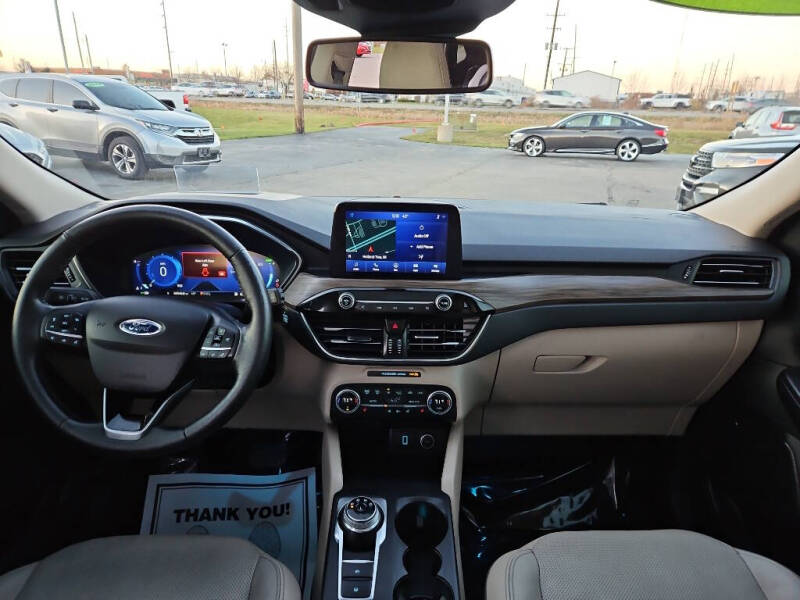 2020 Ford Escape Hybrid Titanium