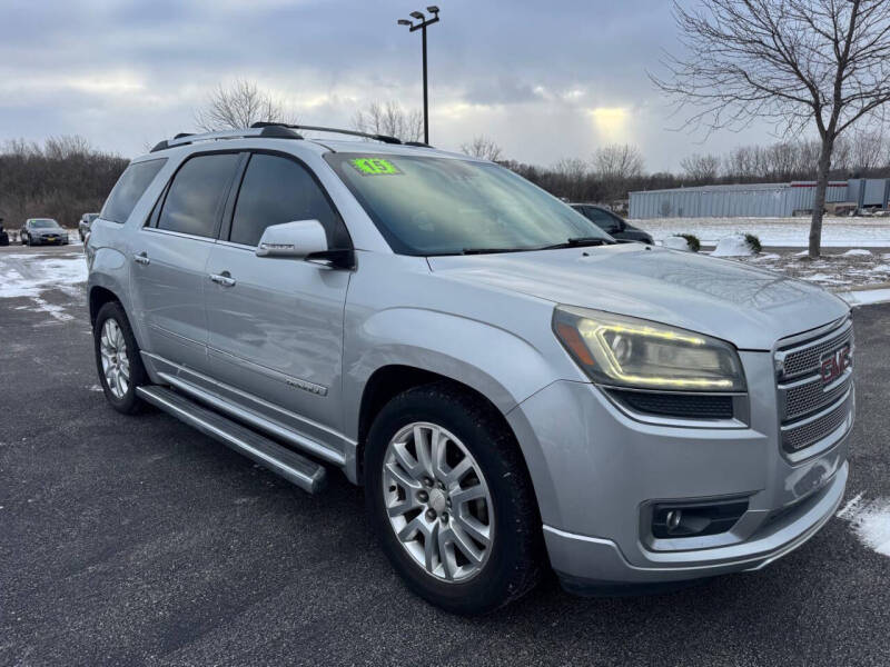 2015 GMC Acadia Denali's photo