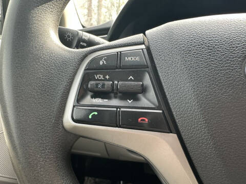 2018 Hyundai Elantra