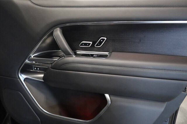 2023 Land Rover Range Rover P530 First Edition