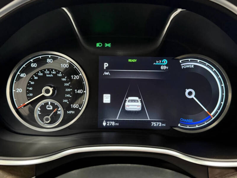 2024 Genesis Electrified G80 Advanced