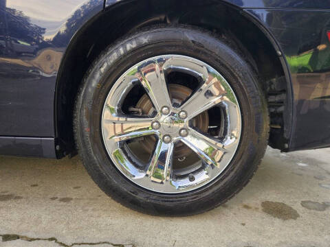 2012 Dodge Charger SE