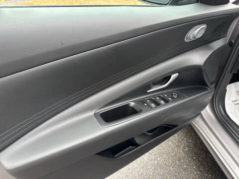 2024 Hyundai Elantra Hybrid Blue