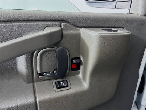 2020 GMC Savana 2500