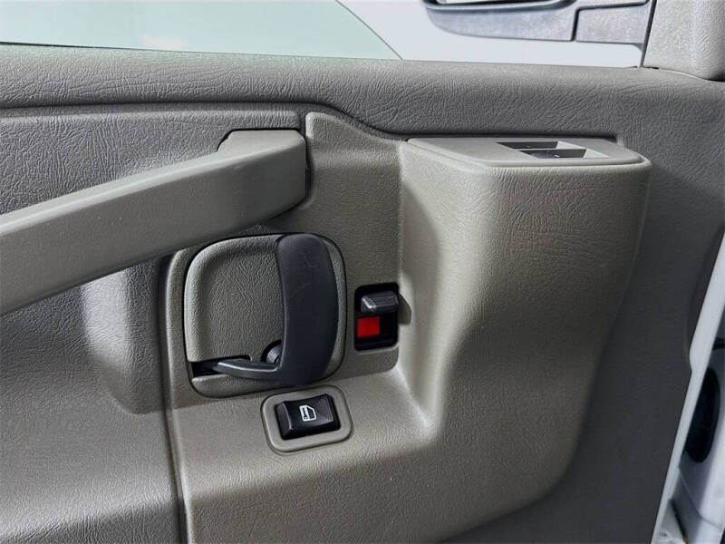 2020 GMC Savana 2500