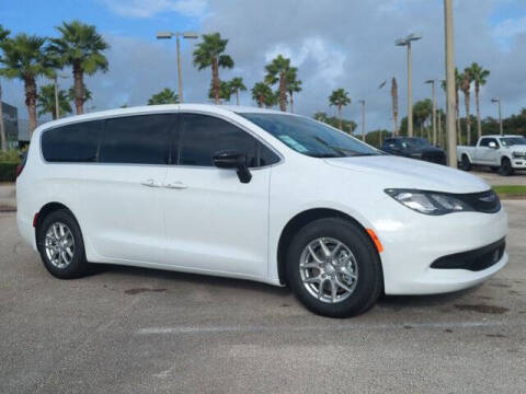 2026 Chrysler Voyager LX