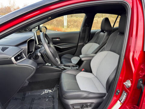 2025 Toyota Corolla Hatchback XSE