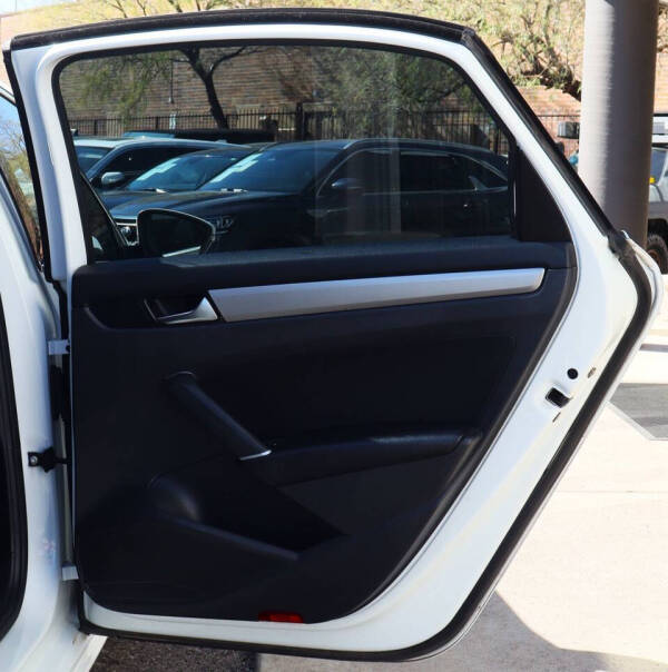 2022 Volkswagen Passat SE