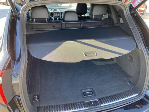 2020 Porsche Macan Turbo