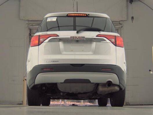 2018 GMC Acadia SLE-2