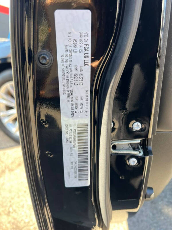 2017 Chrysler 300 Limited