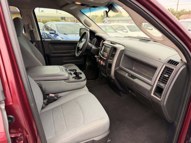 2017 RAM 1500 Express