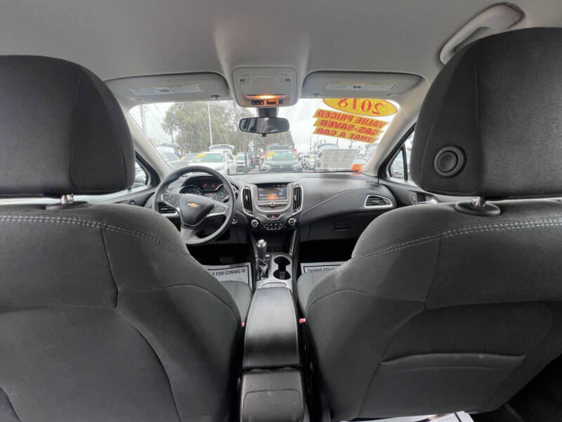 2018 Chevrolet Cruze LT Auto