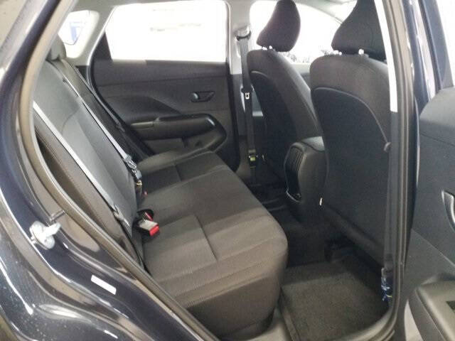 2025 Hyundai Kona SE