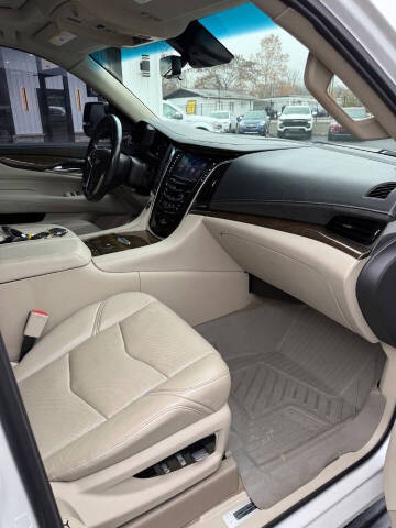 2018 Cadillac Escalade Premium Luxury