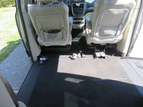 2013 Chrysler Town and Country Limited