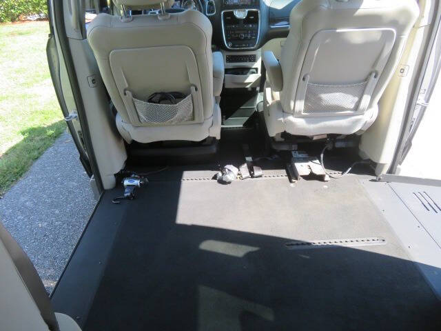 2013 Chrysler Town and Country Limited