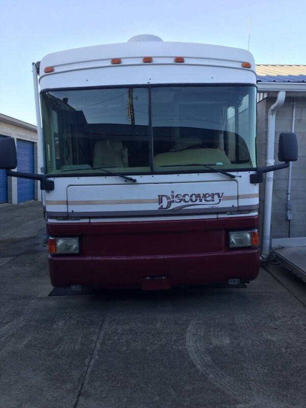 1998 Freightliner XC Chassis