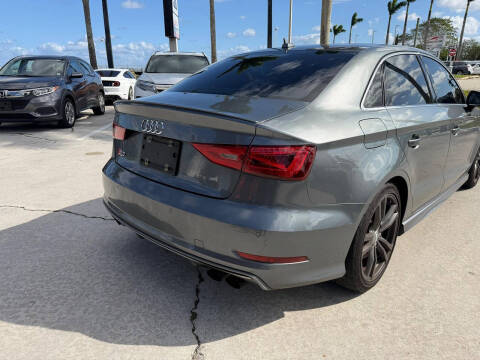 2015 Audi S3 2.0T quattro Prestige