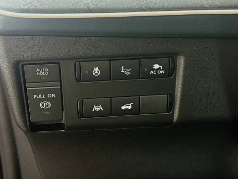 2026 Nissan LEAF Platinum+