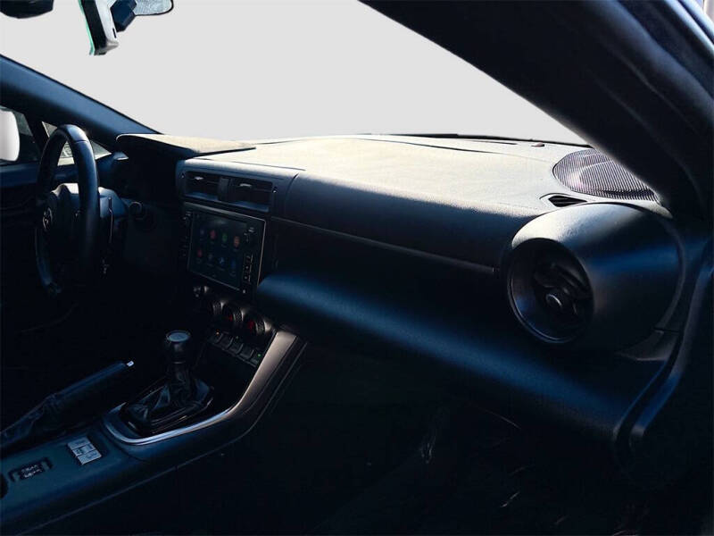 2023 Toyota GR86 Premium