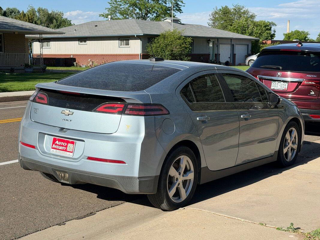 Silver 2015 Chevrolet Volt Base 4dr Hatchback 1