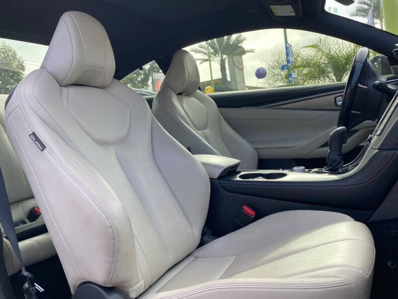 2017 Infiniti Q60 3.0T Premium