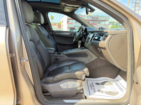 2016 Porsche Macan S