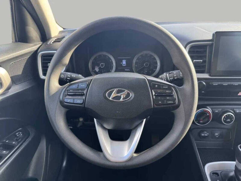 2021 Hyundai Venue SE