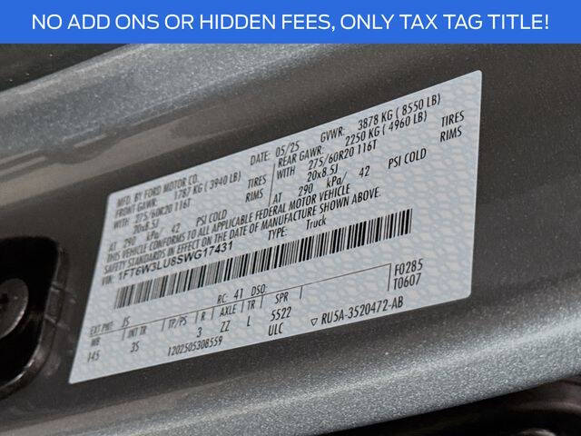 2025 Ford F-150 Lightning Flash