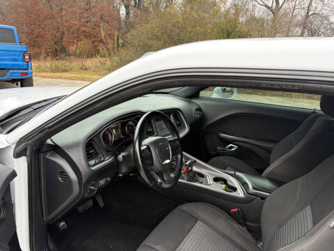 2021 Dodge Challenger SXT
