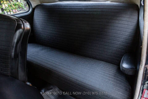 1948 Ford Super Deluxe