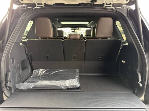 2025 Ford Expedition King Ranch