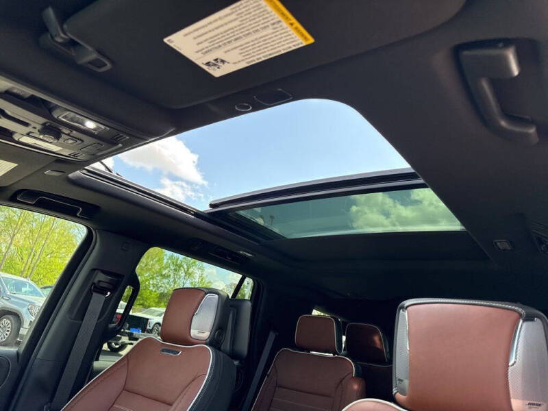 2023 GMC Yukon Denali Ultimate