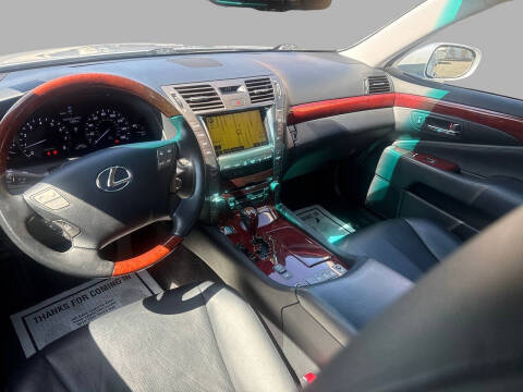 2007 Lexus LS 460