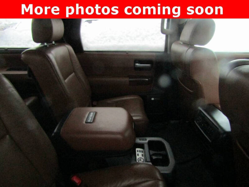 2016 Toyota Sequoia Platinum