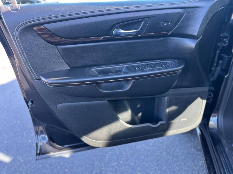 2016 GMC Acadia Denali