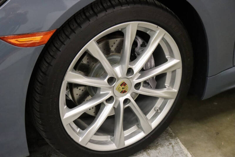 2018 Porsche 718 Cayman