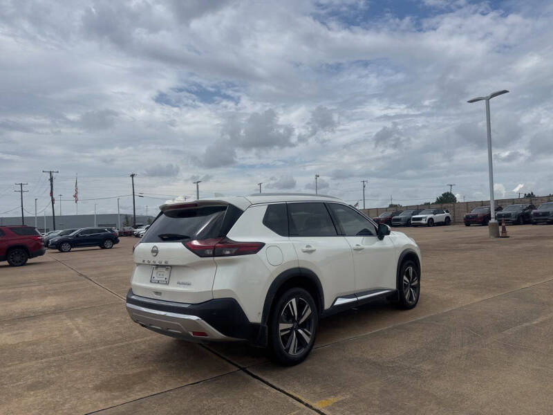 2022 Nissan Rogue Platinum