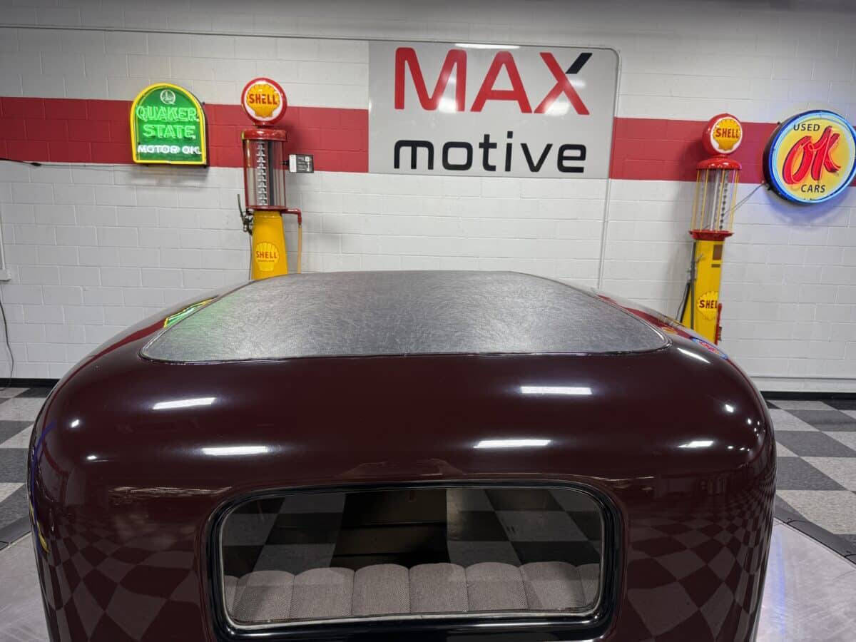 1932 Ford Model 18 27