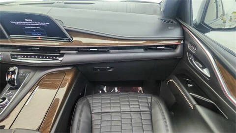 2023 Cadillac Escalade ESV Sport Platinum