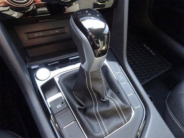 2024 Volkswagen Taos SE 4Motion